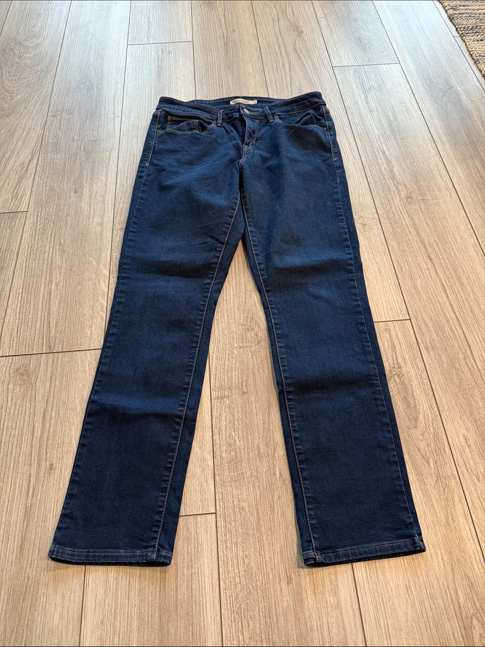 Levi's Women’s Dark Blue Classic Mid Rise-Skinny Jeans 12